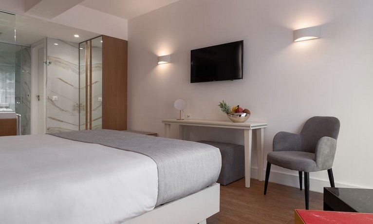 Elia Ermou Athens Hotel