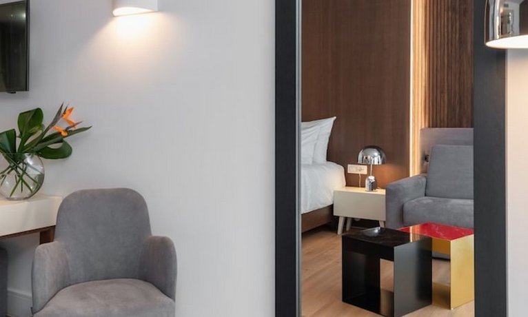 Elia Ermou Athens Hotel