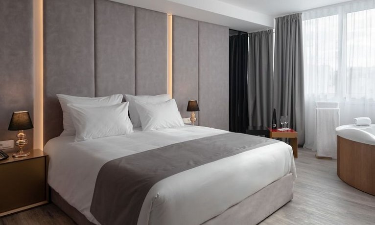 Elia Ermou Athens Hotel