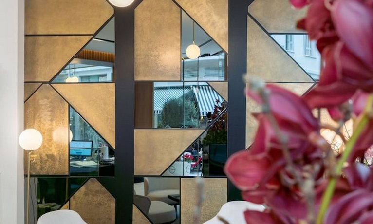 Elia Ermou Athens Hotel