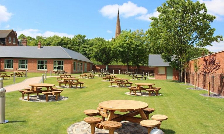 The Aston Tavern
