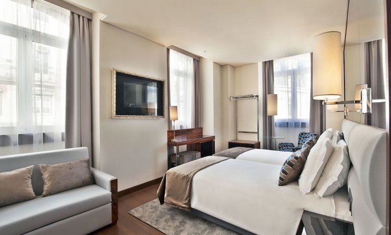 TURIM Terreiro do Paco Hotel
