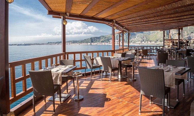 UNAHOTELS Capotaormina