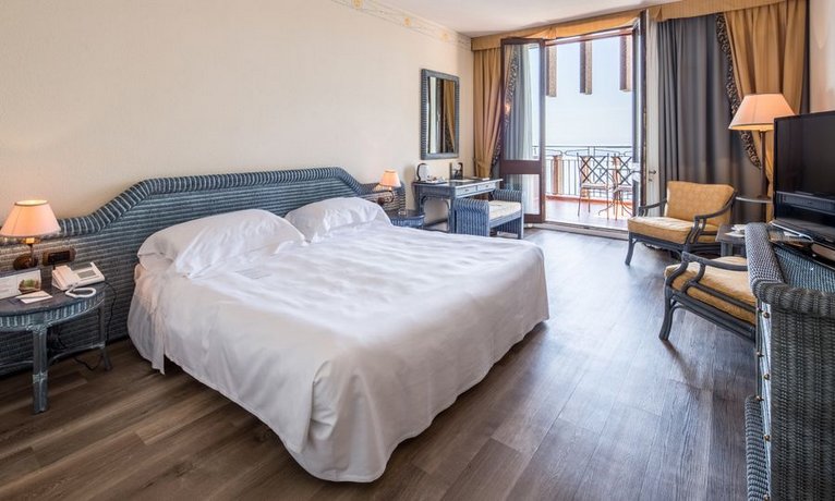 UNAHOTELS Capotaormina