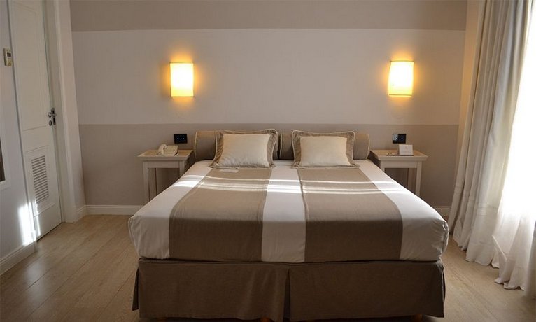 Loi Suites Recoleta Hotel