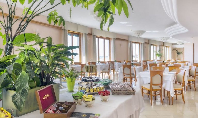 Astura Palace Hotel