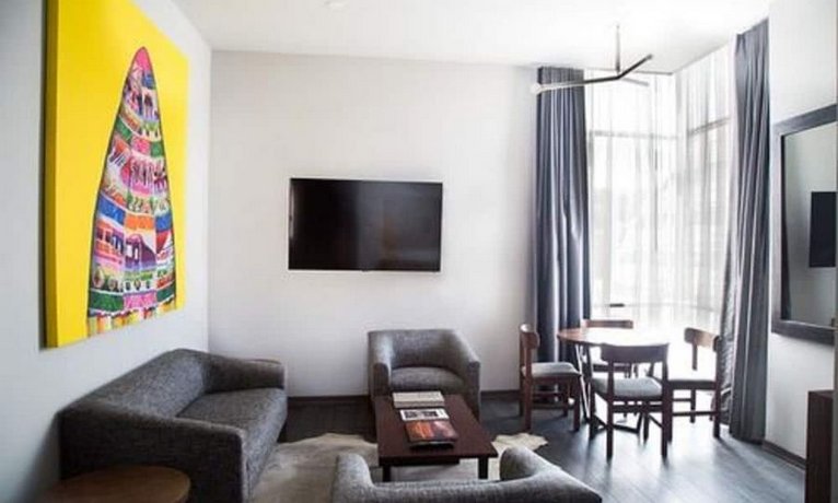 Atix Hotel