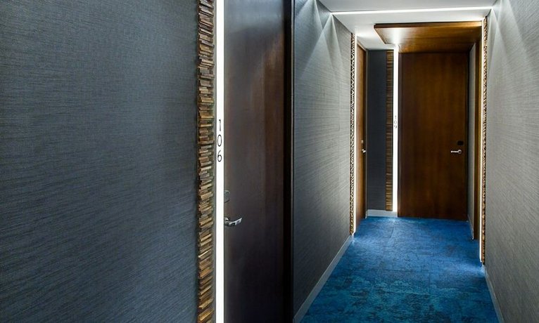 Atix Hotel