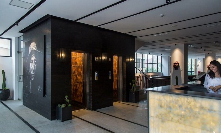 Atix Hotel