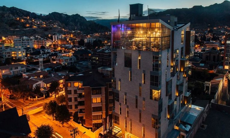 Atix Hotel