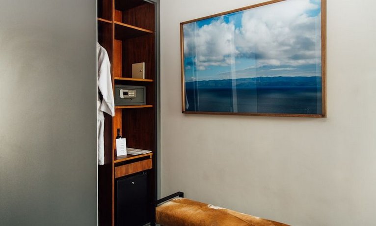 Atix Hotel