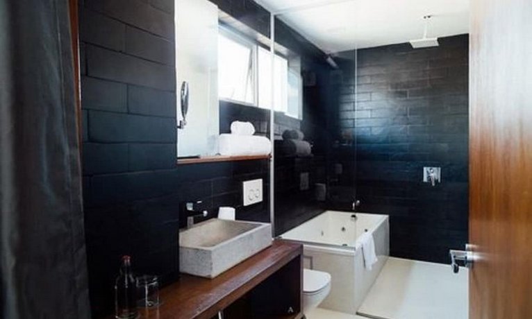 Atix Hotel