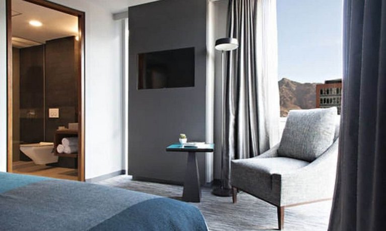 Atix Hotel
