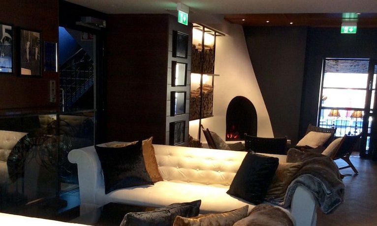 Arctic Light Hotel