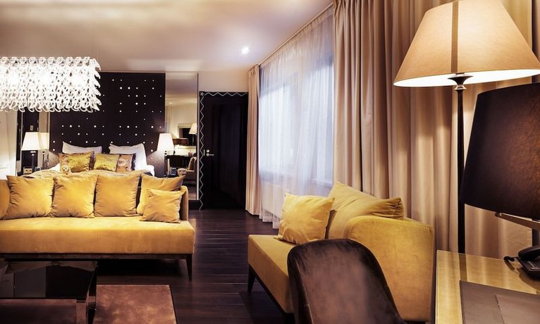 Arctic Light Hotel