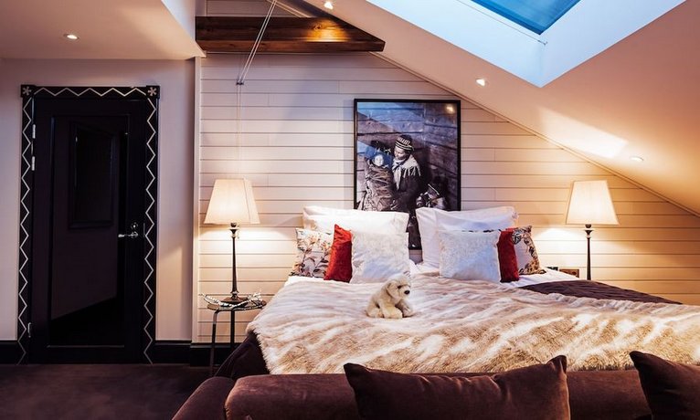 Arctic Light Hotel