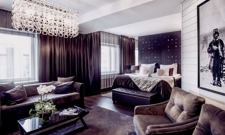 Arctic Light Hotel