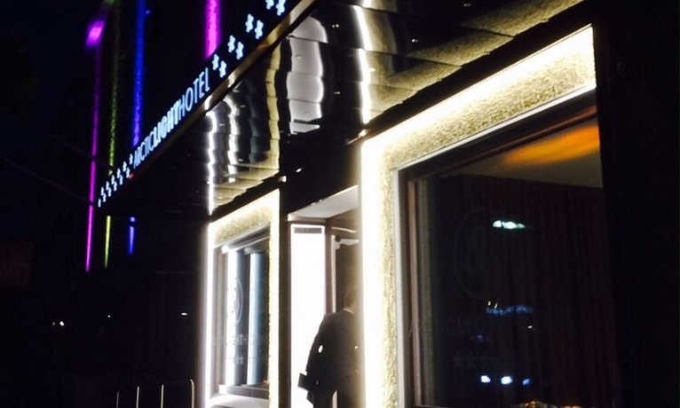 Arctic Light Hotel