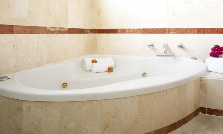 Hesperia Sevilla