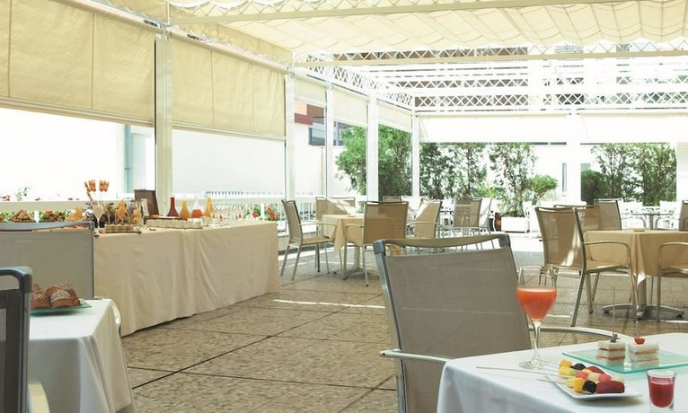 Hesperia Sevilla