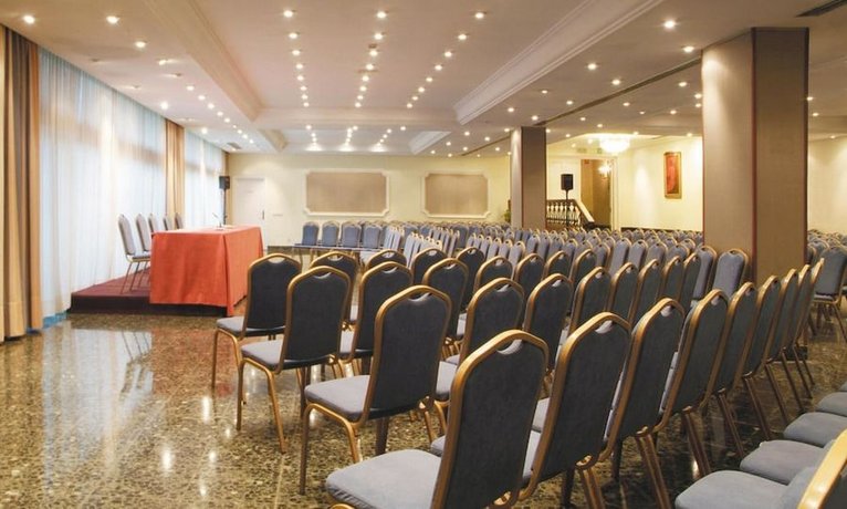 Hesperia Sevilla