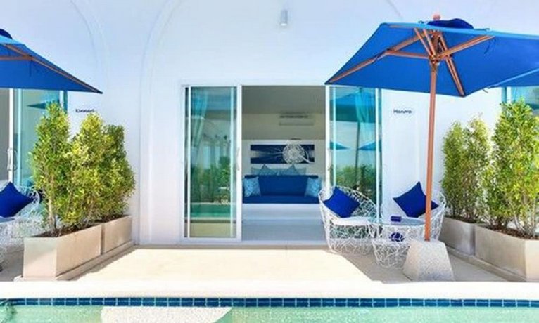La Perle Luxury Boutique Hotel