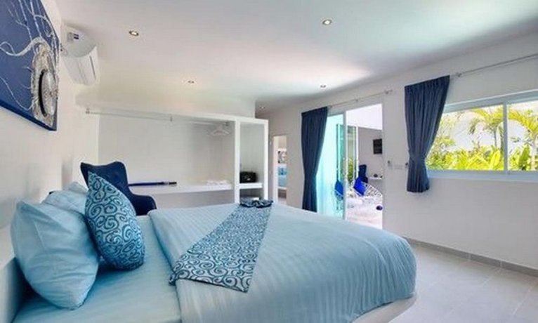 La Perle Luxury Boutique Hotel