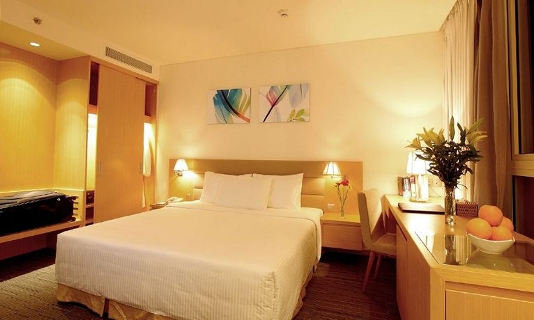 Liberty Central Saigon Centre Hotel