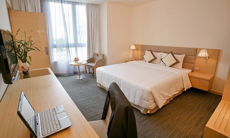 Liberty Central Saigon Centre Hotel