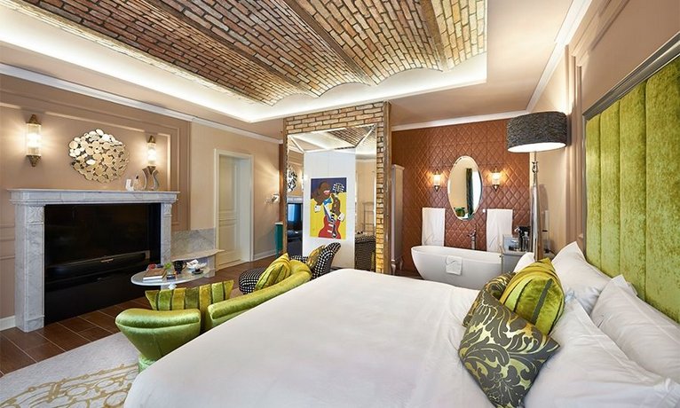 Aria Hotel Budapest by Library Hotel Collection