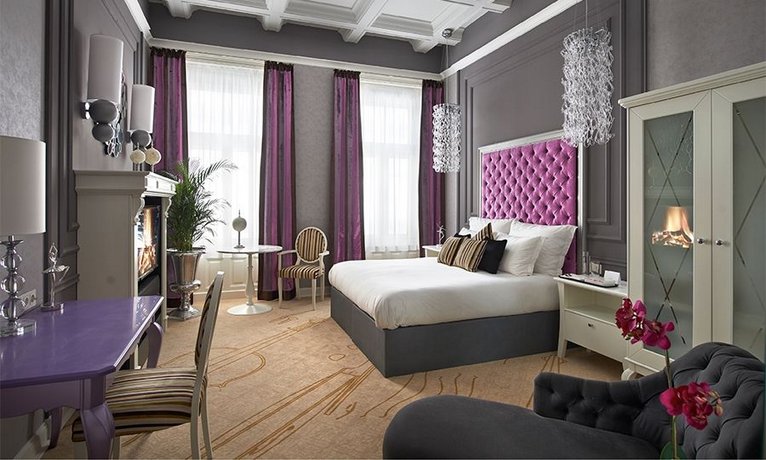 Aria Hotel Budapest by Library Hotel Collection