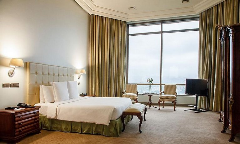 Hotel Santiago by Mandarin Oriental