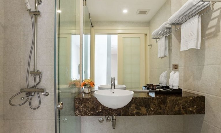 Hanoi L'Heritage Centre Hotel