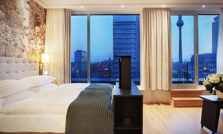 Holiday Inn Berlin-Alexanderplatz