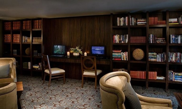 L'Hermitage Hotel