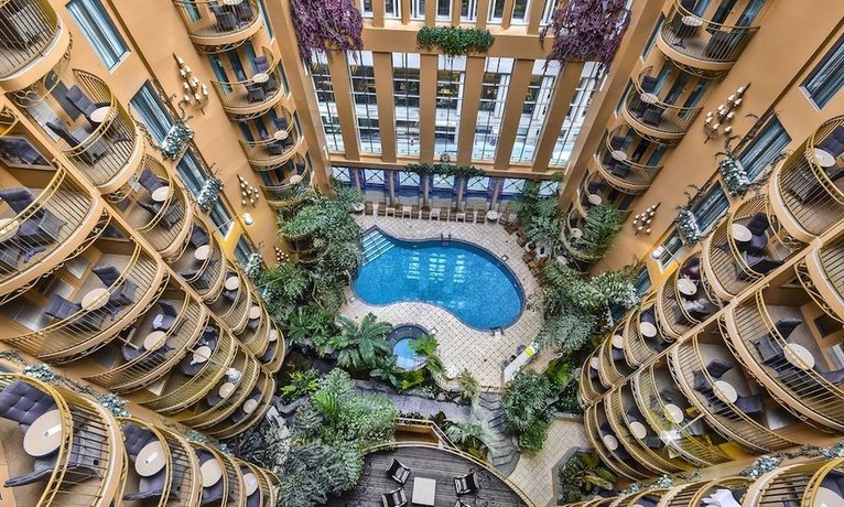 Hotel Palace Royal