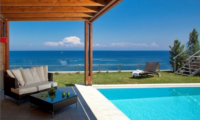 Apostolata Island Resort and Spa
