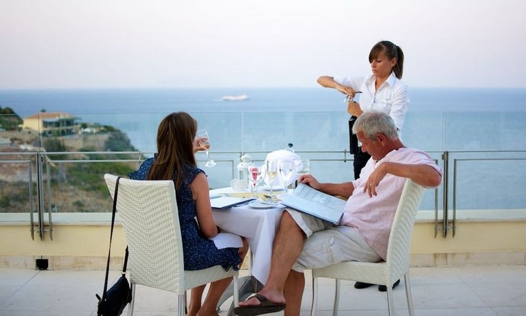 Apostolata Island Resort and Spa