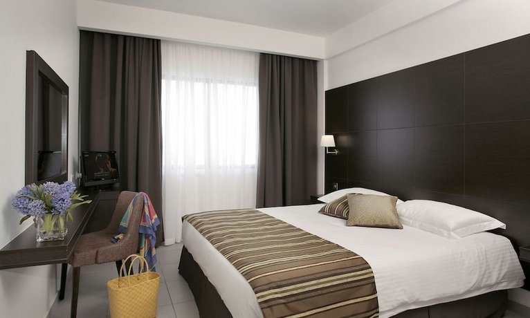 Anemi Hotel & Suites