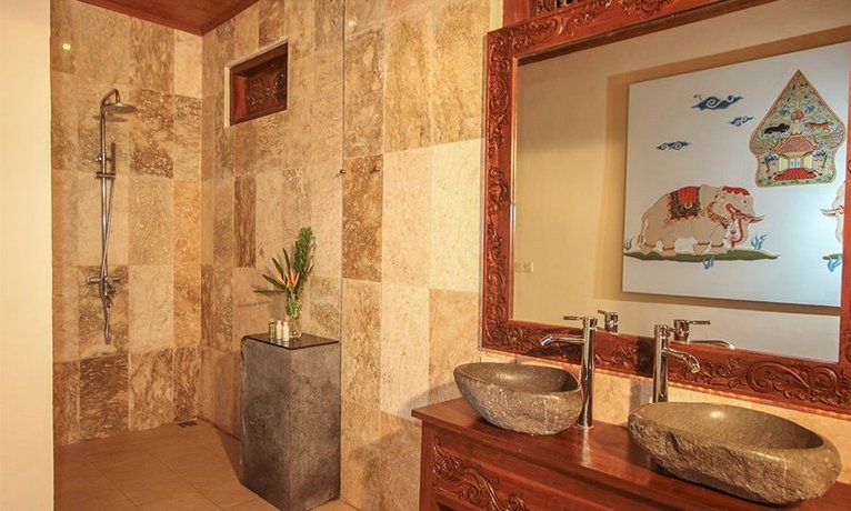 Villa Borobudur Resort