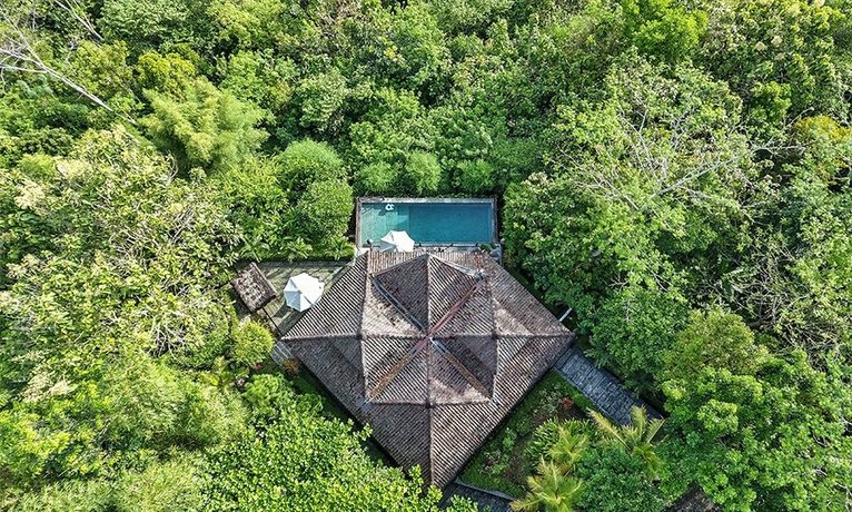 Villa Borobudur Resort