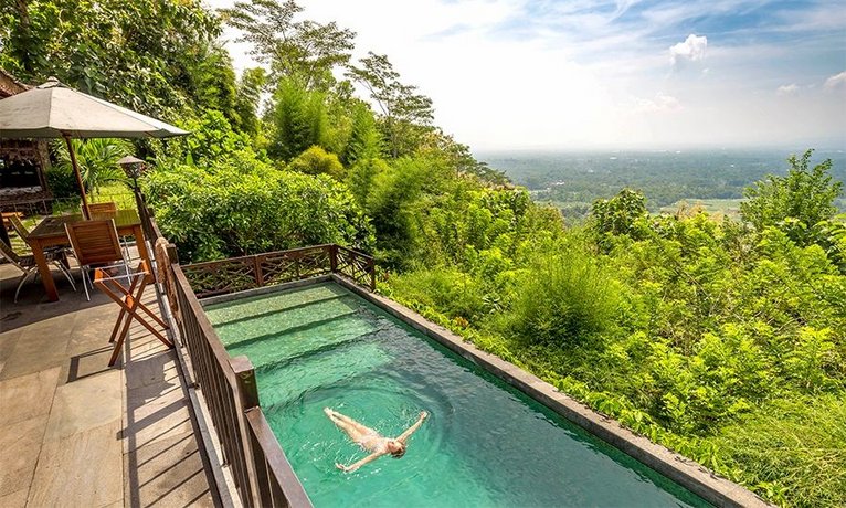 Villa Borobudur Resort