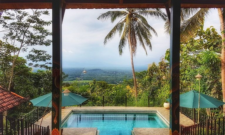 Villa Borobudur Resort