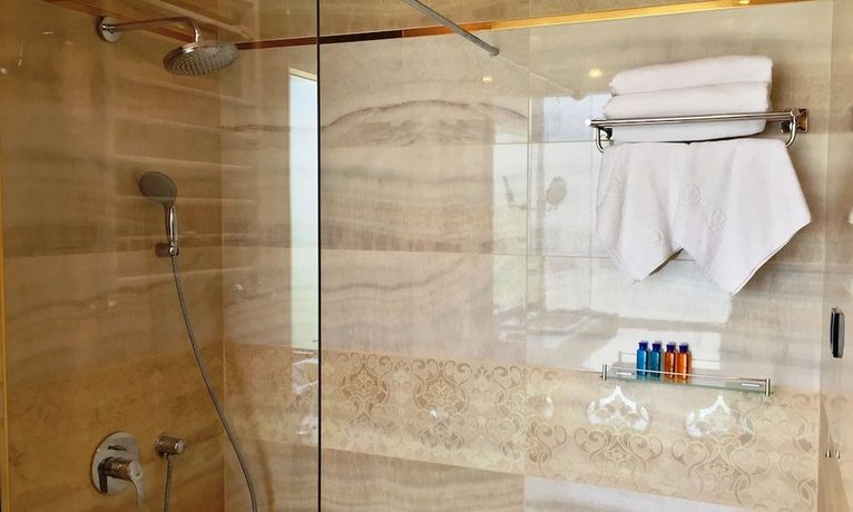 Golden Tulip Varna