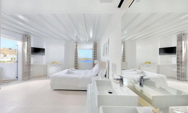 Petinos Beach Hotel