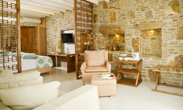Petinos Beach Hotel