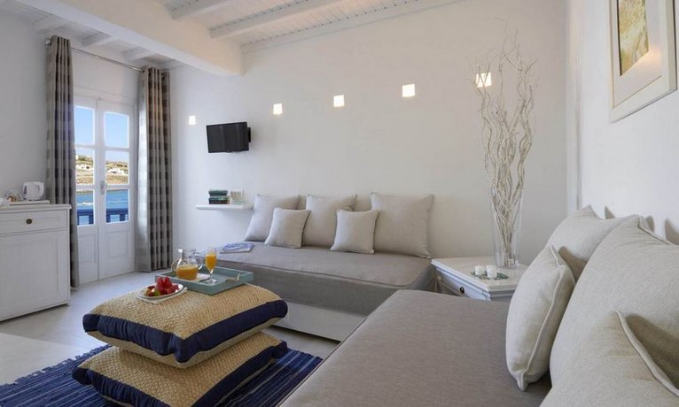 Petinos Beach Hotel