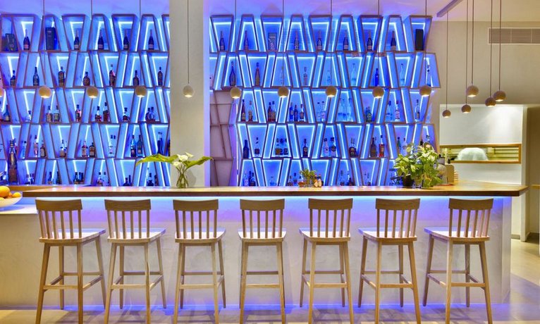 Petinos Beach Hotel