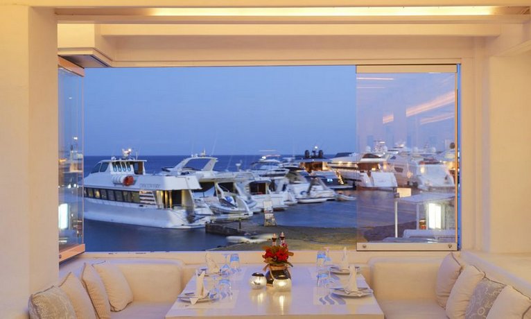 Petinos Beach Hotel