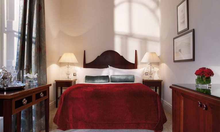 Macdonald Bath Spa Hotel